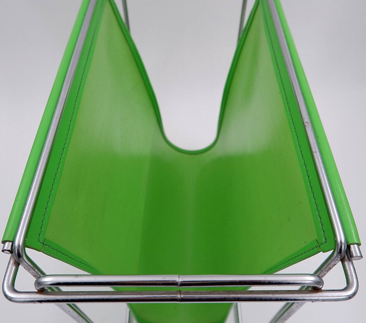 Vintage magazine rack by Gerad Rignault Group SA - 1960s