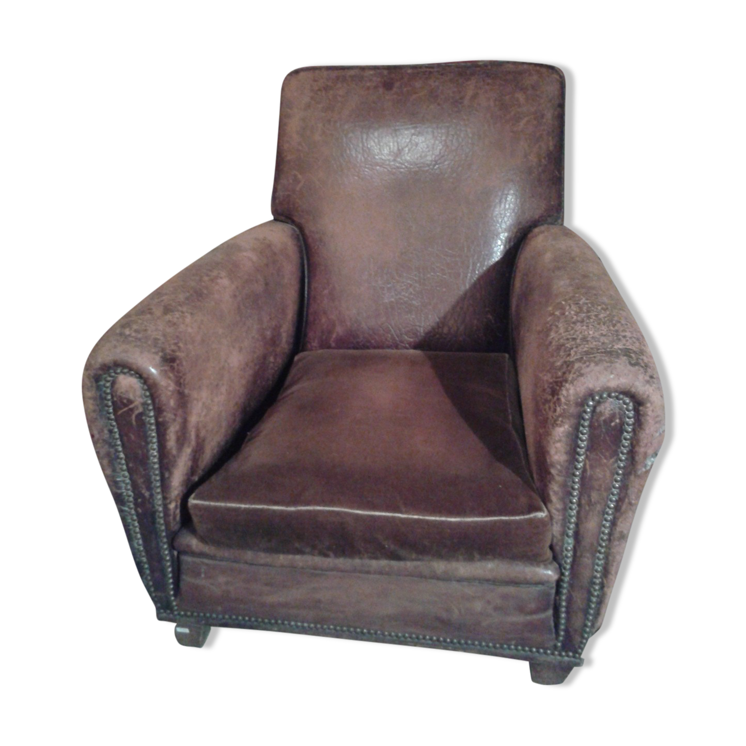 The 1930s leather club Chair