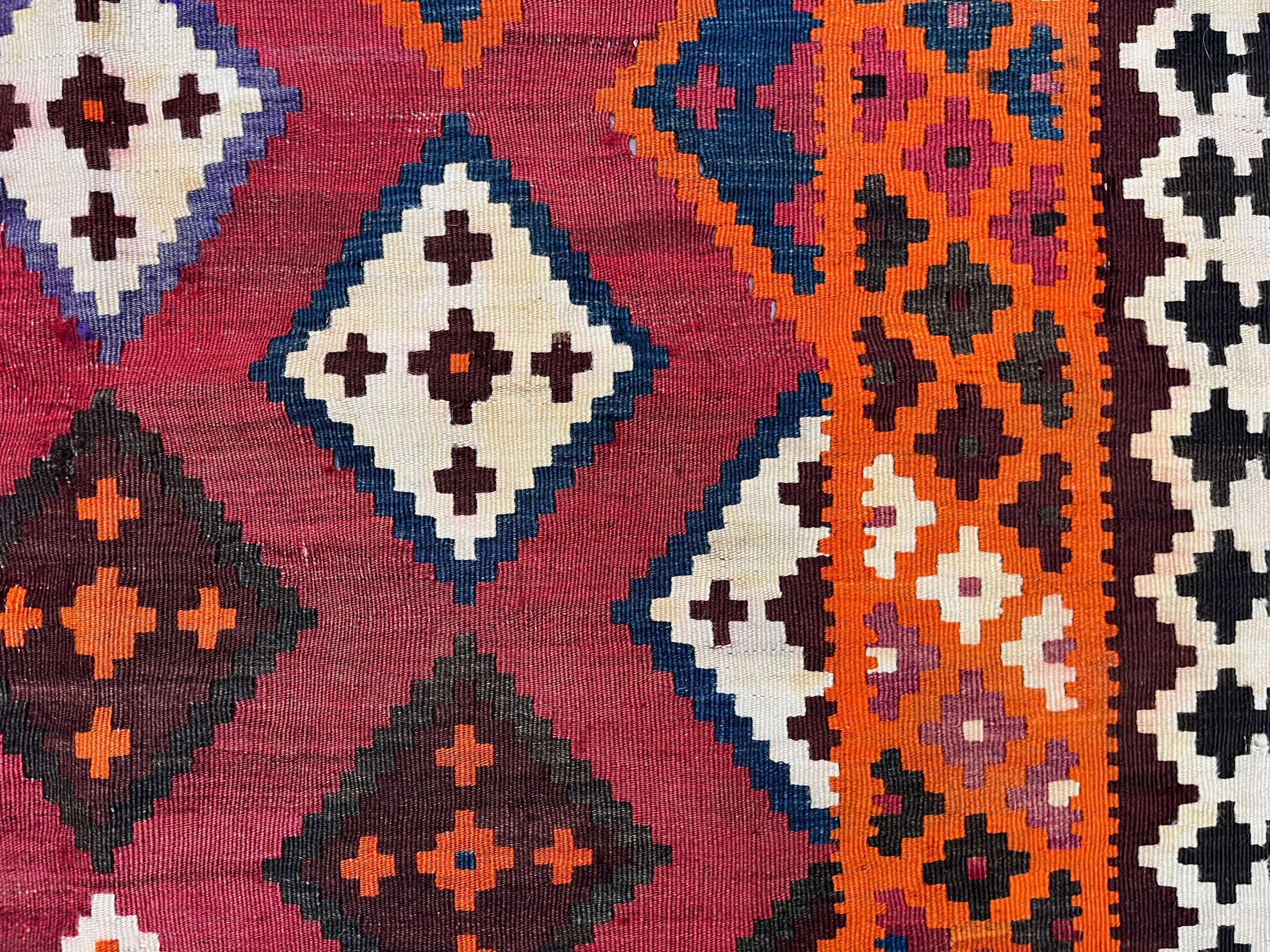 Vintage Persian Qasgai Kilim 270x163 cm Wool Kelim Rug Large Red, Black, Colorful