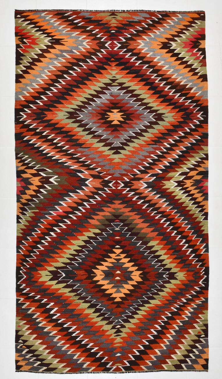 5x10 Madalion Design Turkish Kilim Rug,