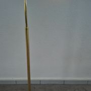 Lampadaire Métalarte en métal doré années 80