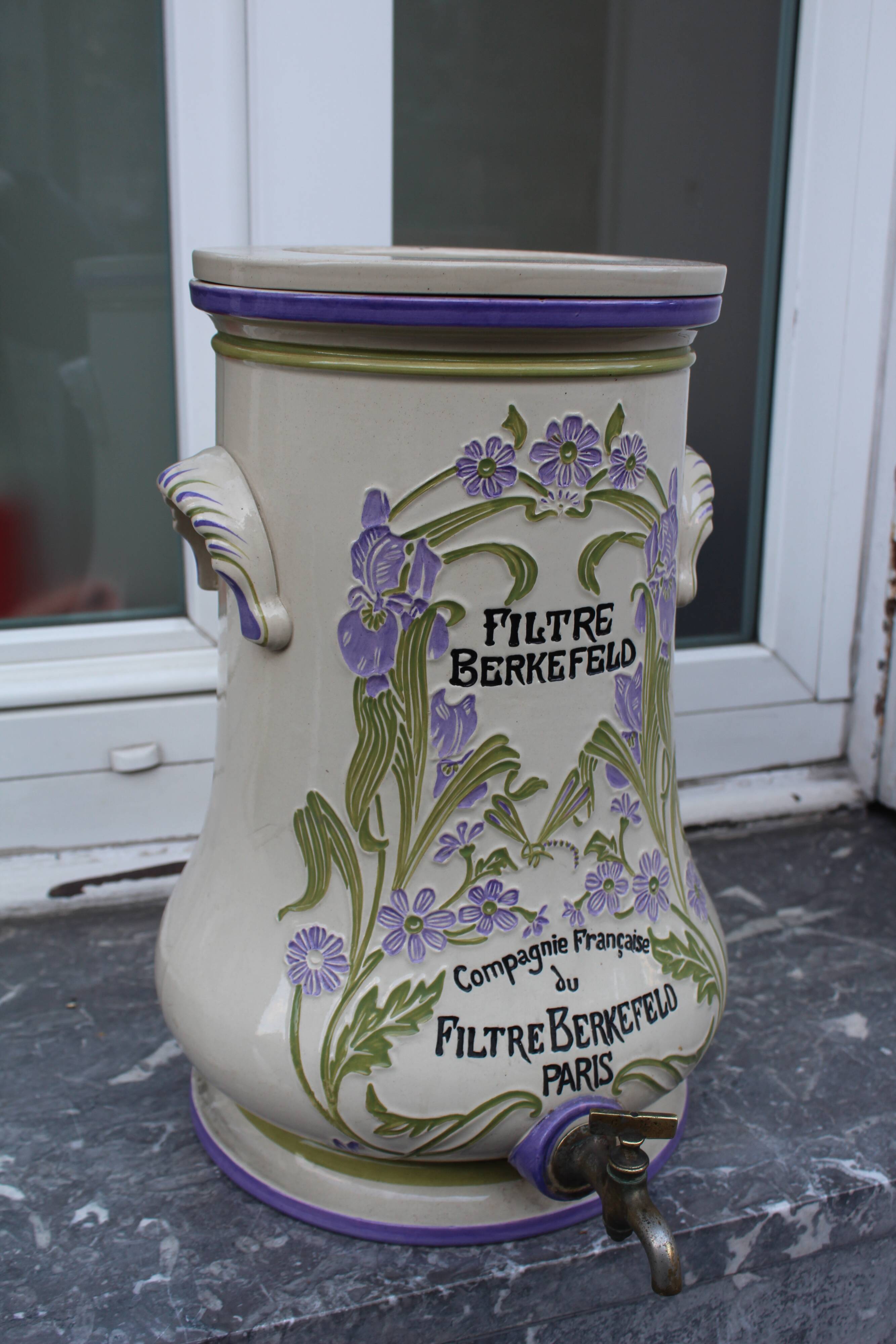 Fountain water filter art nouveau, porcelain