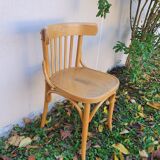 Fauteuil de bistrot pouvant servir de chaise de bureau