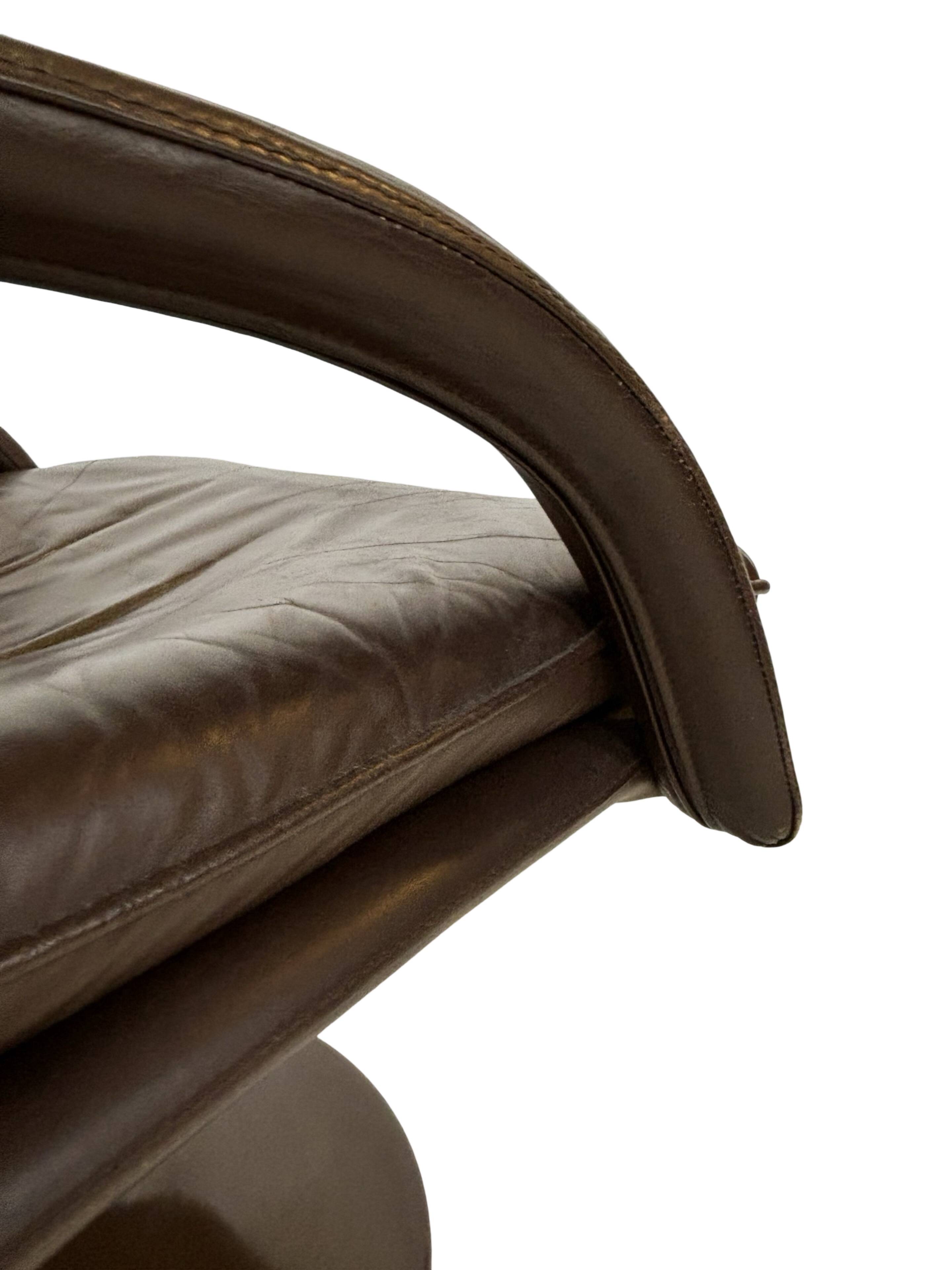 Vintage Artifort lounge chair Geoffrey Harcourt Design Easy Chair