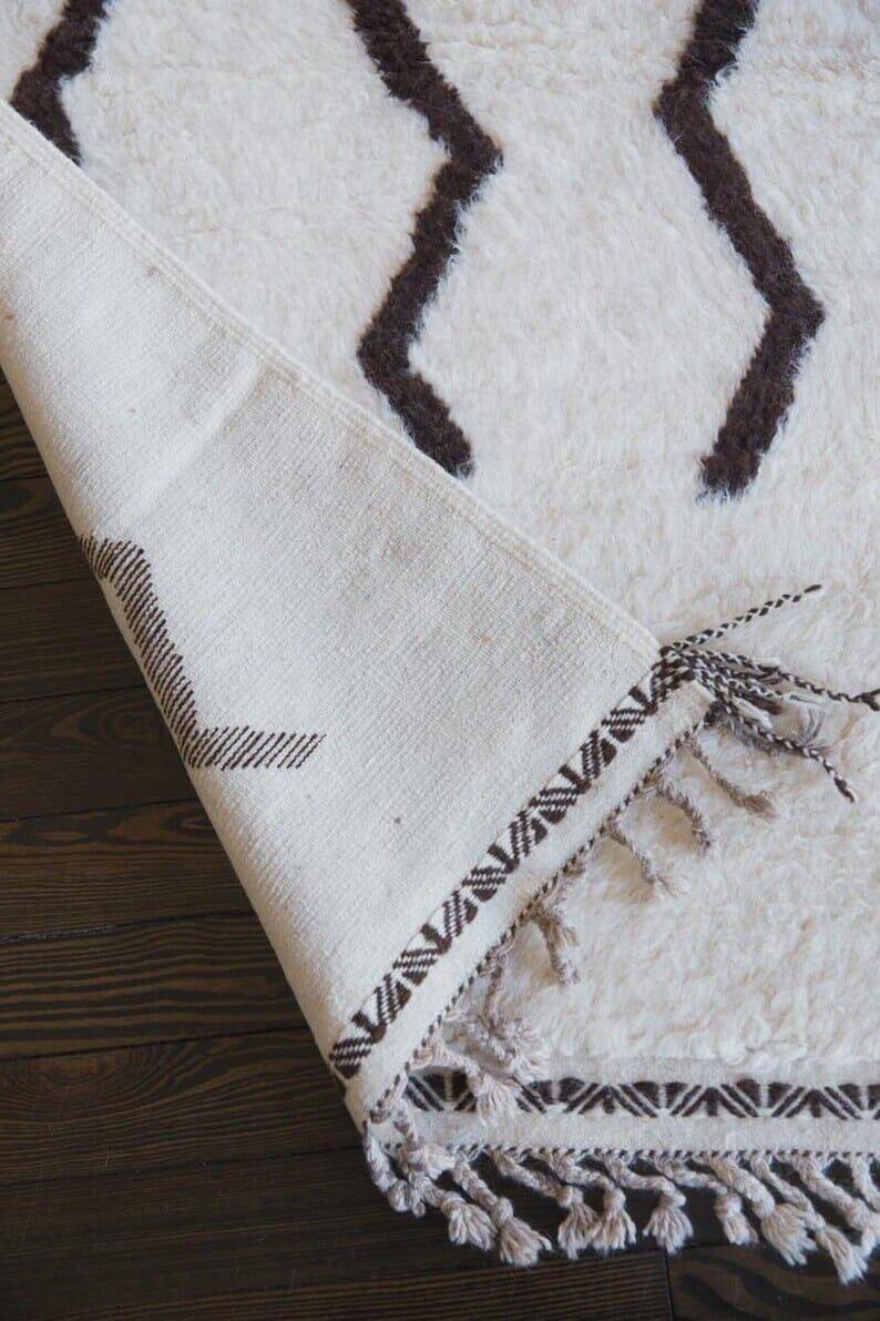 Large handmade pure natural wool Berber rug size 2/3 m