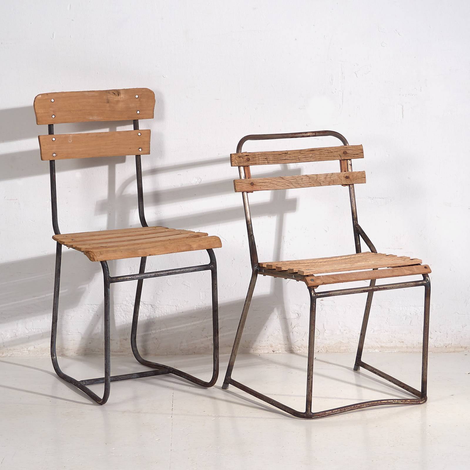 Chaises d’extérieur anciennes (vers 1920). Ensemble de 2 pièces #1
