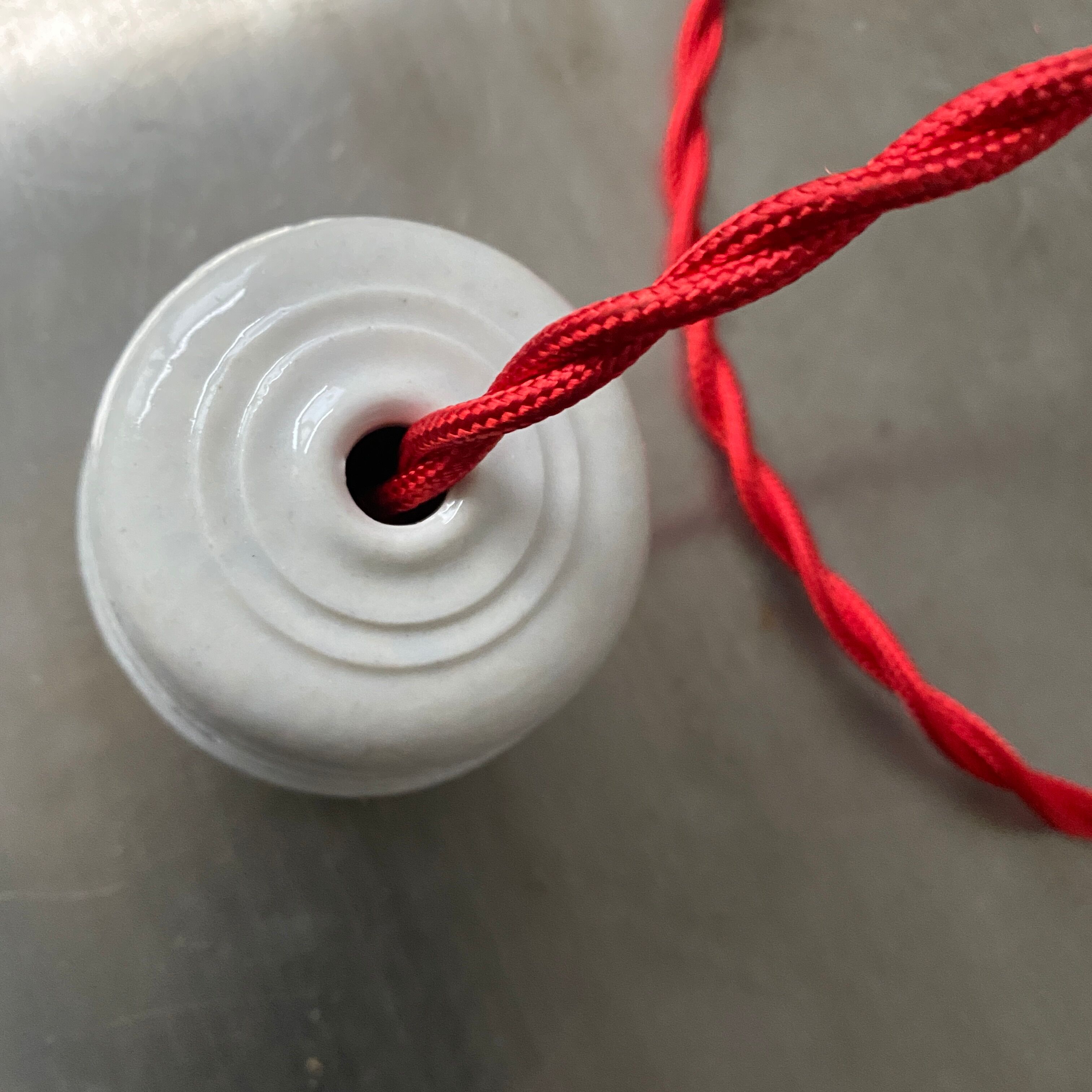 Lot 2 suspensions emaillees vintage 24,5 cm