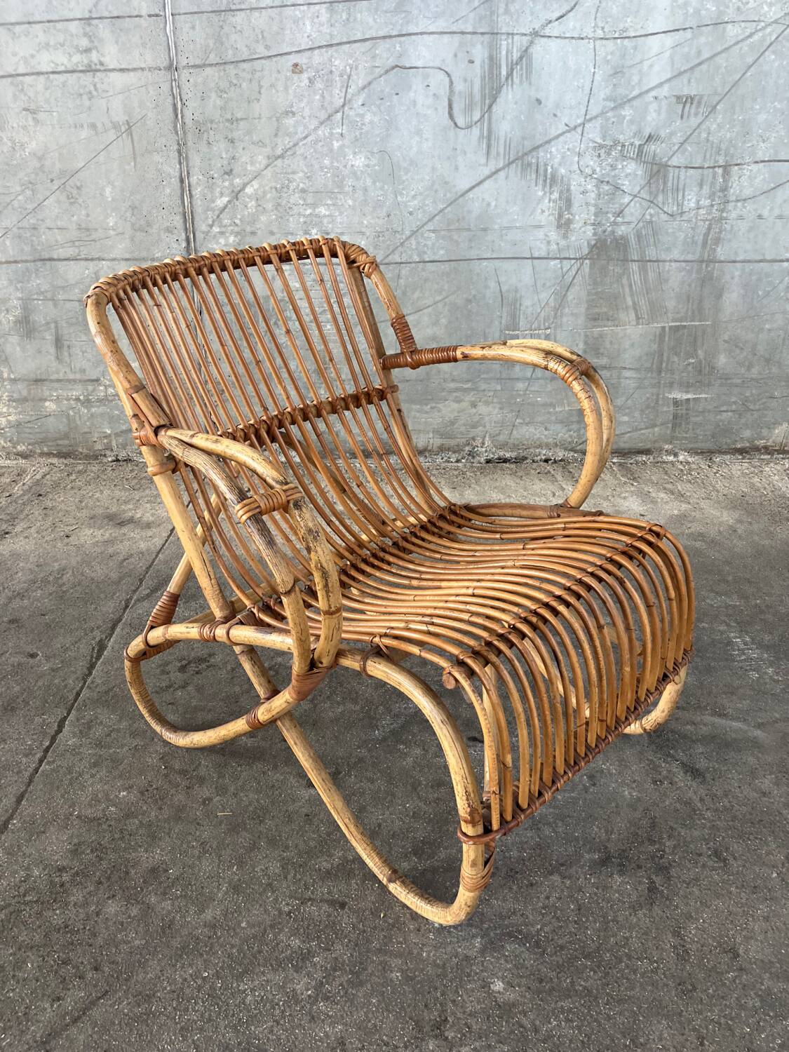Fauteuil en rotin vintage 1950