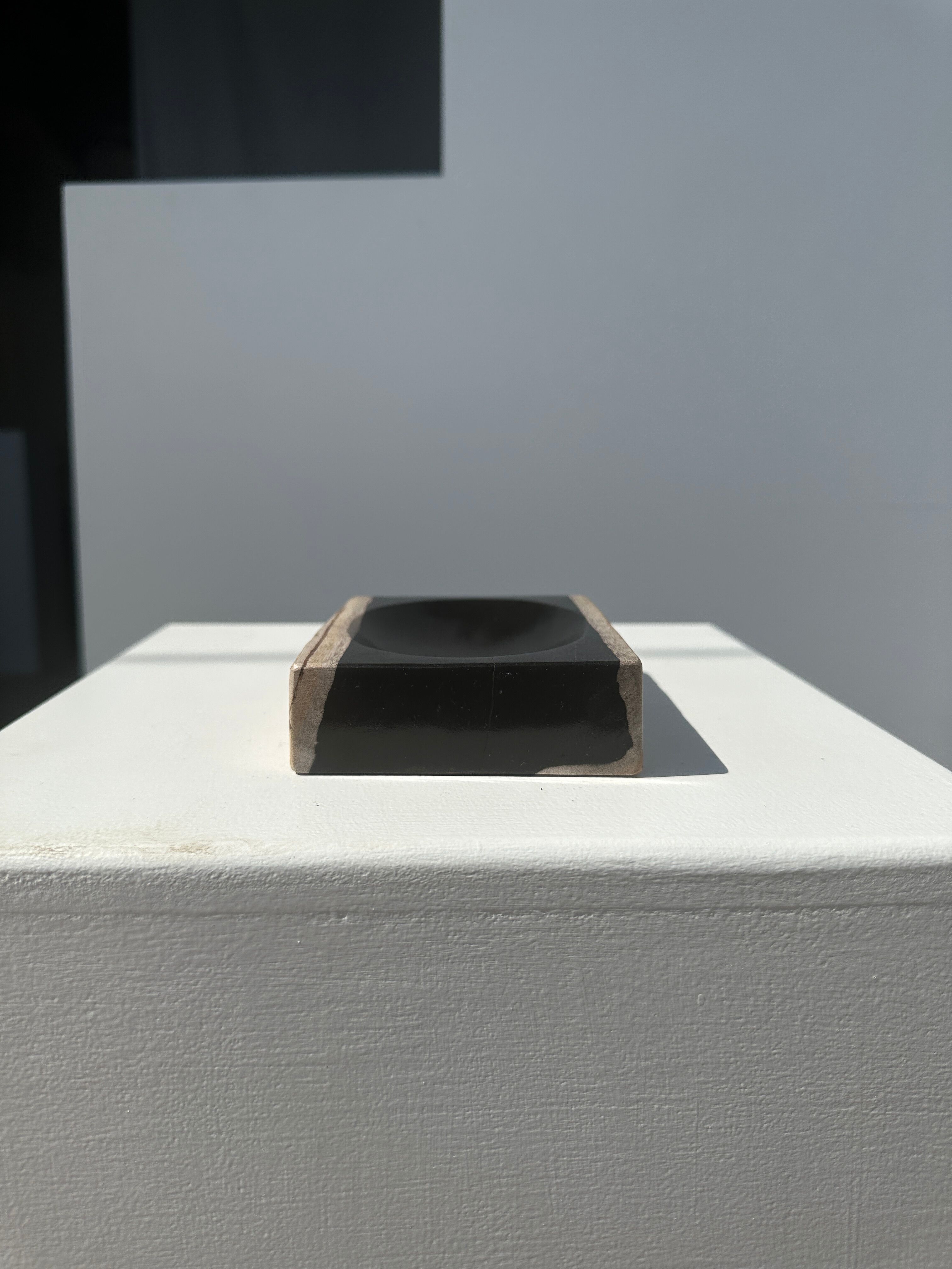 Porte savon en bois pétrifié bandes blanches de chaque côté
