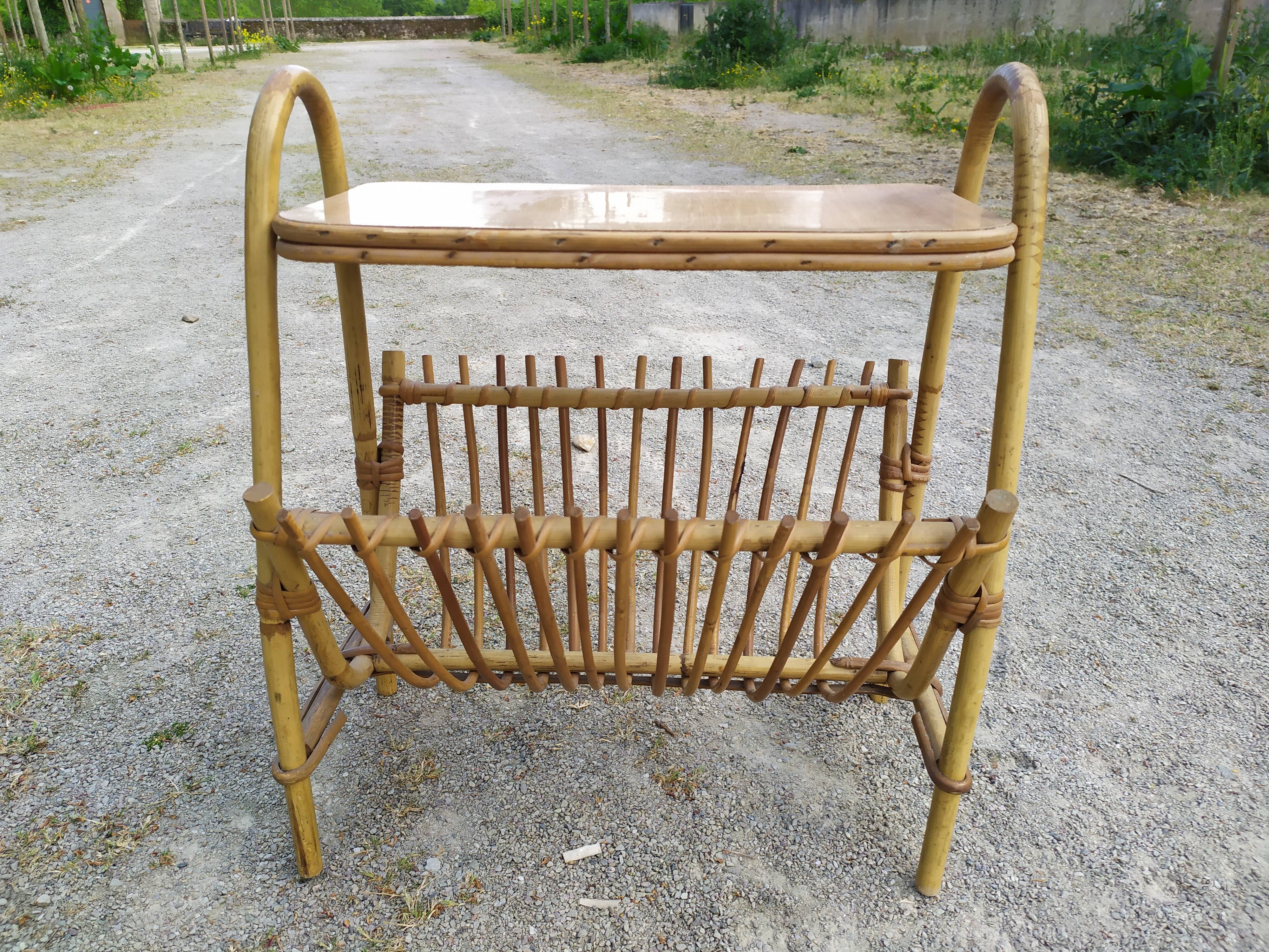 Magazine rack from the 50s and 60s