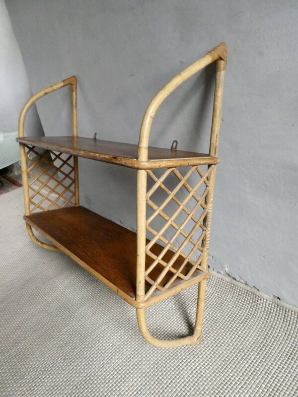 Etagère murale en bois et rotin, années 70