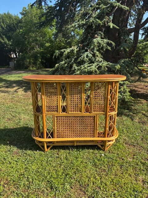 rattan counter and 2 vintage stools from the 1960s