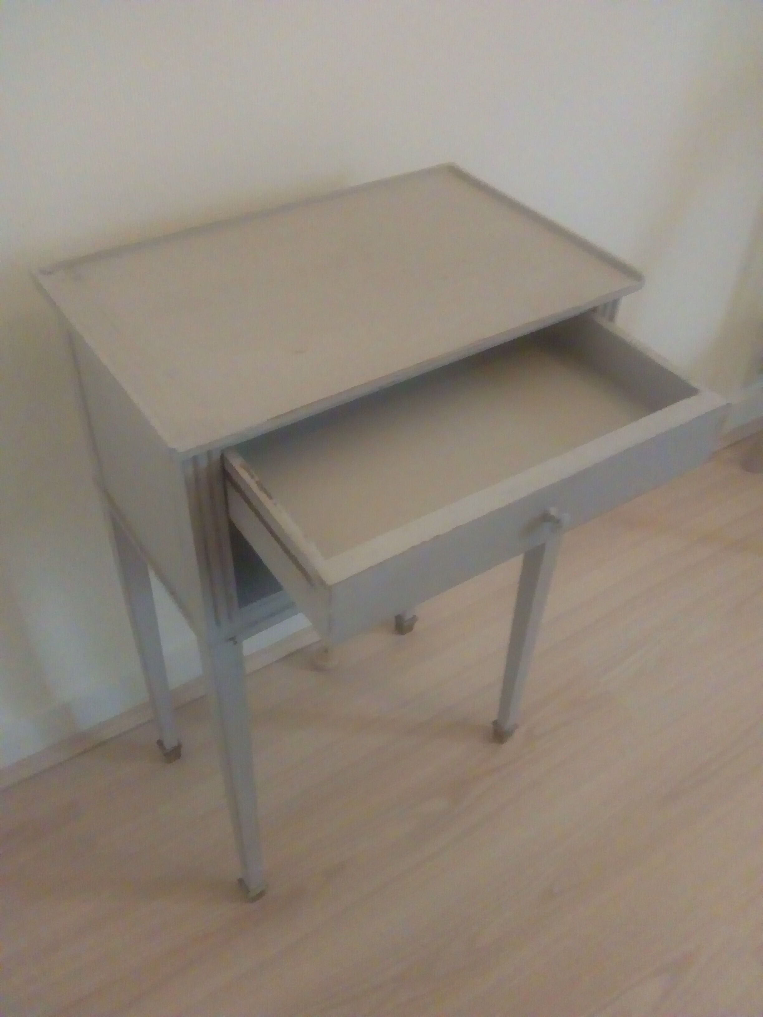 Pair of bedside tables