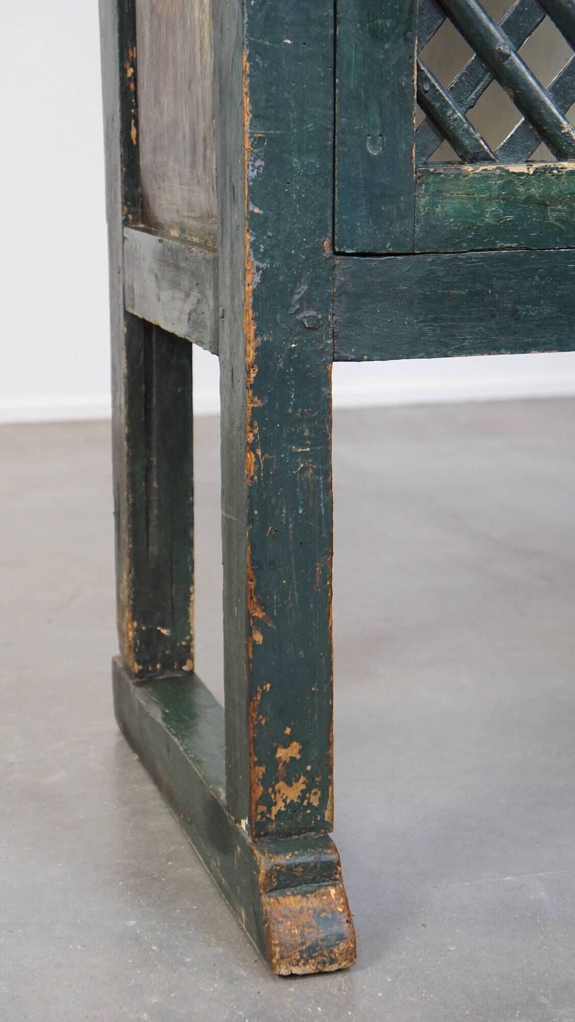 Armoire, buffet espagnol en bois vert et peintures Art populaire, XVIIIe siècle