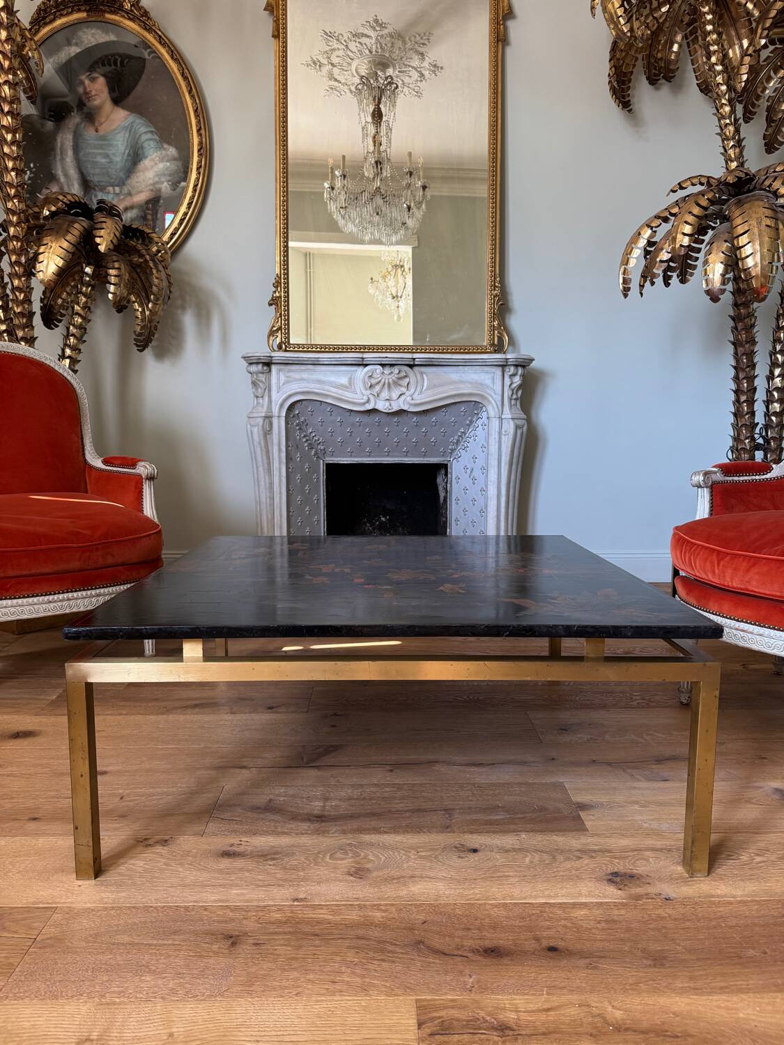 Important Coffee Table with a Lacquered Wood Panel from the 19th Century