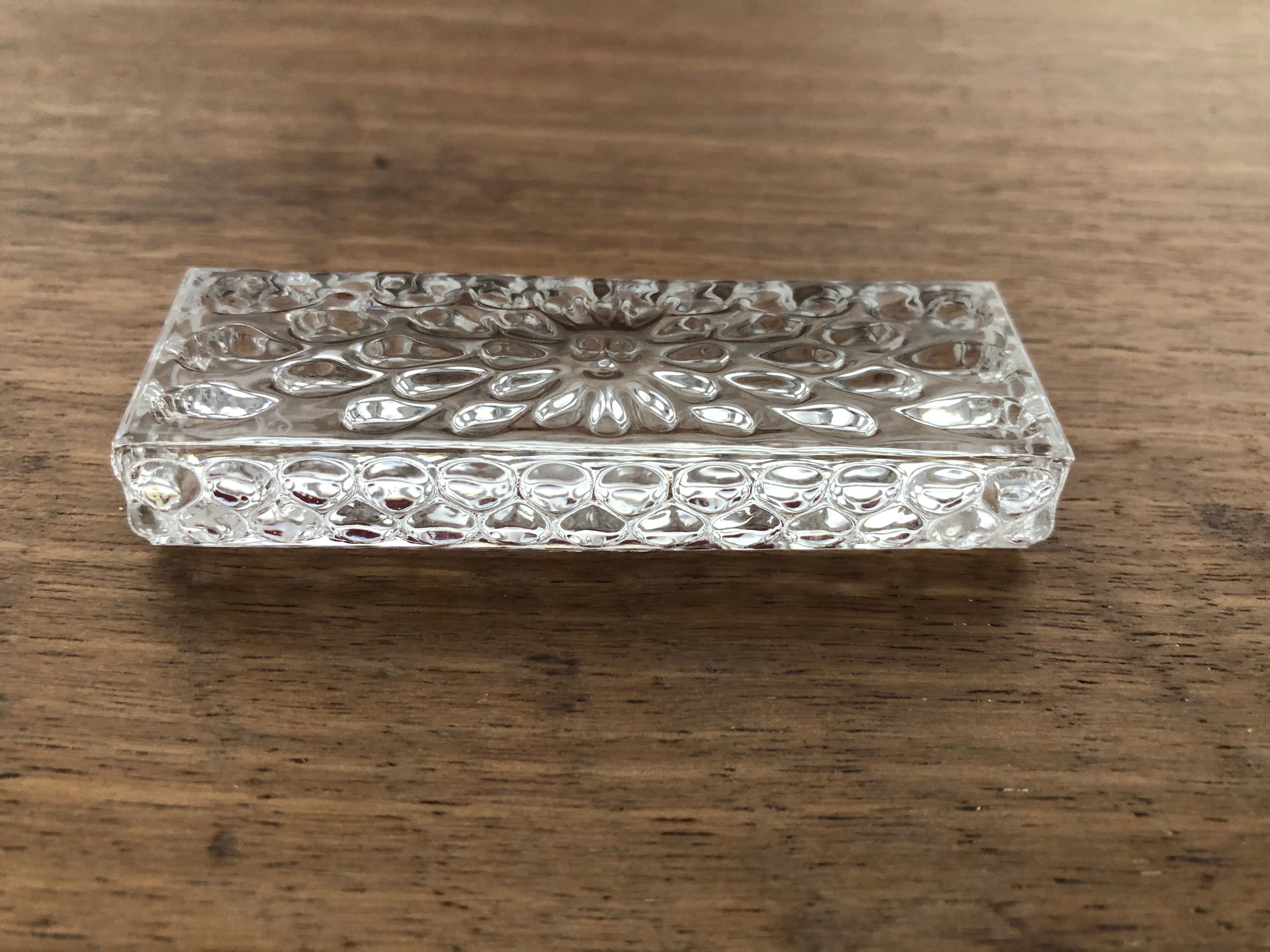 12 Baccarat crystal knife holder