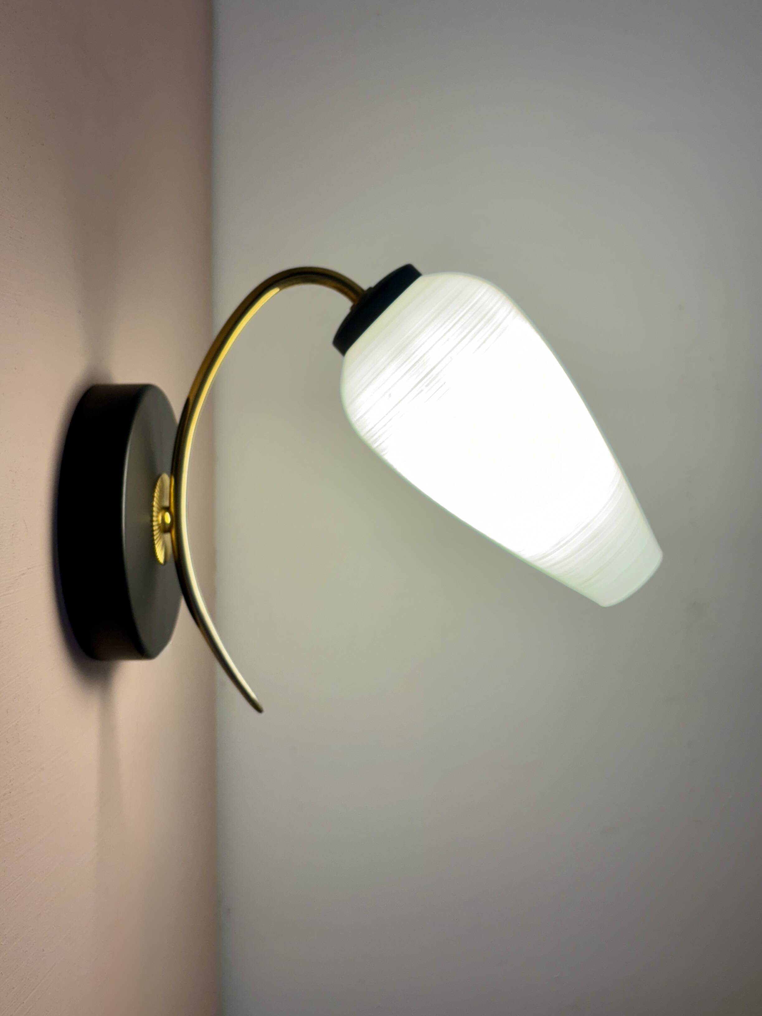 Vintage globe wall lamp in white opaline