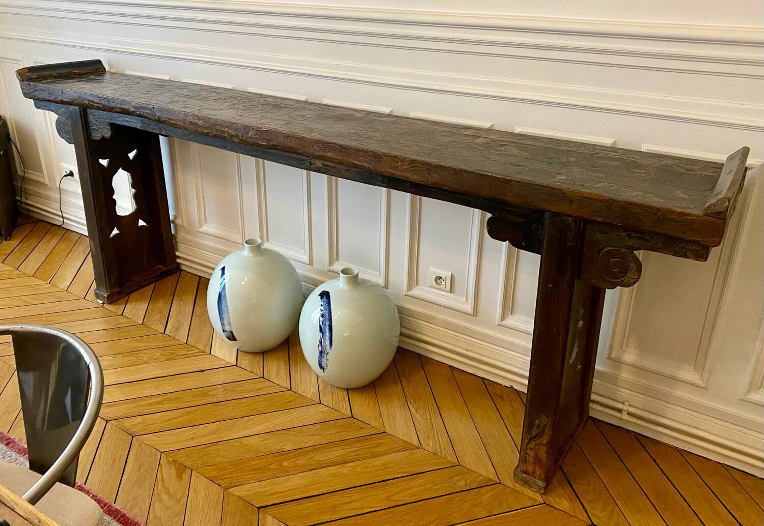 Ancient Chinese console