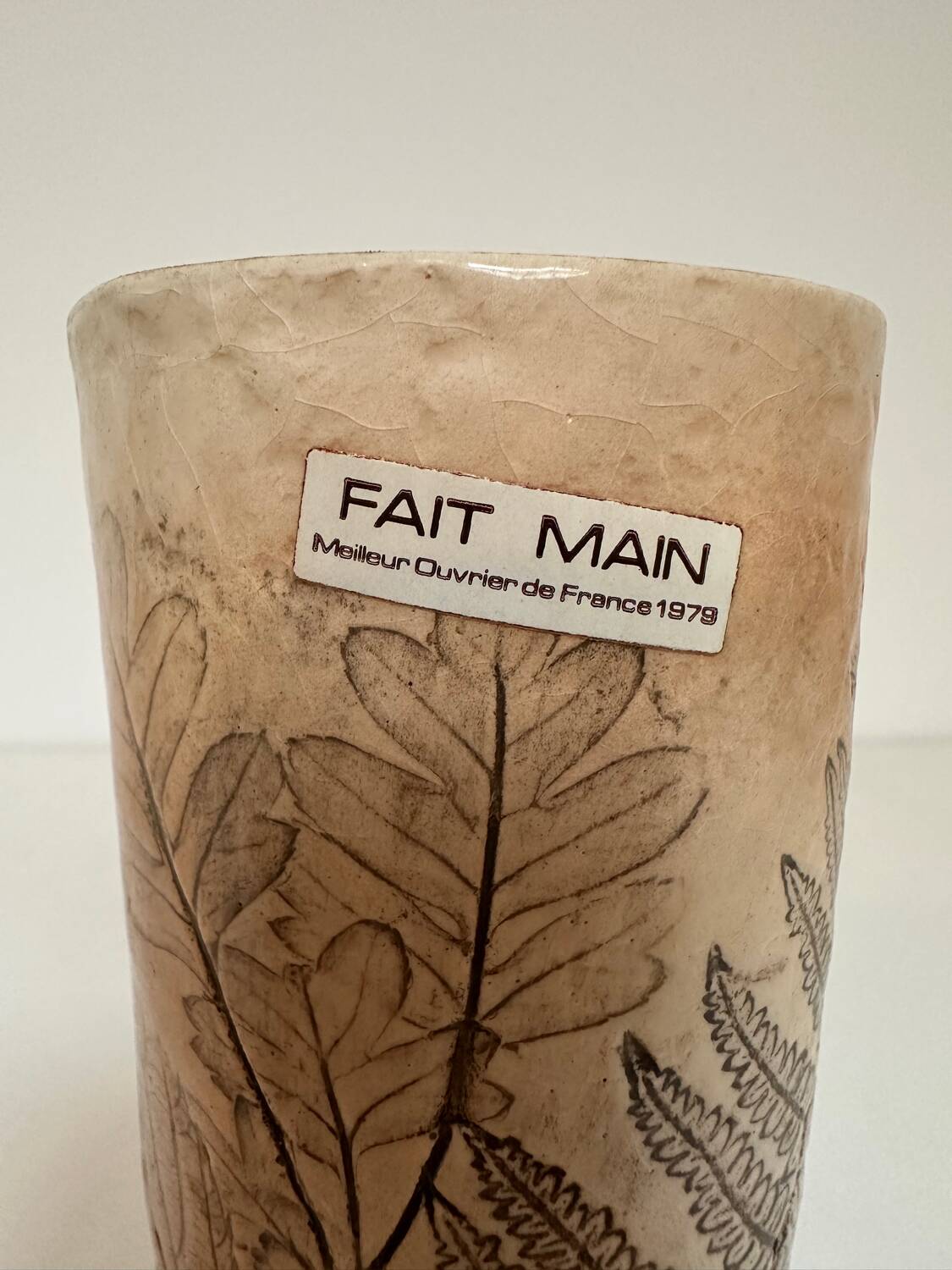 Vase rouleau herbier meilleur ouvrier de France 1970