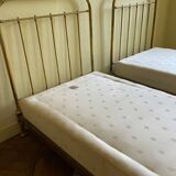 Napoleon III beds with box spring
