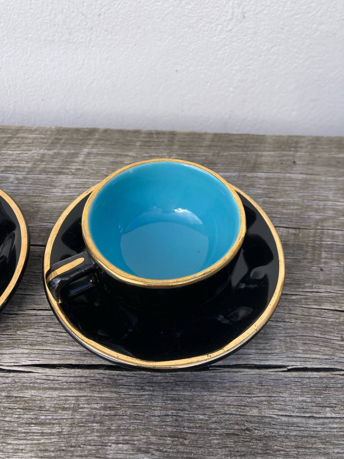 Black art deco bistro coffee cups