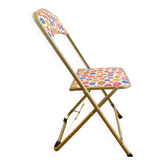 Upcycled vintage folding chair - vintage flowers