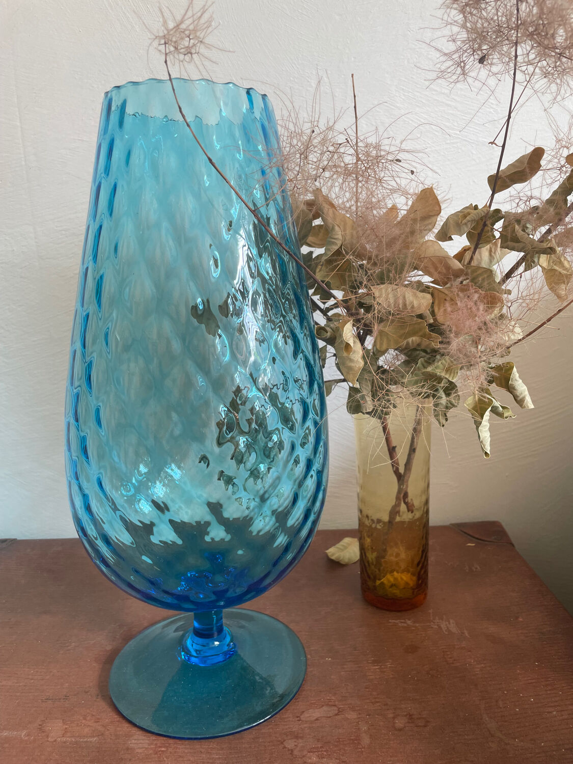 Vase sur pied italien