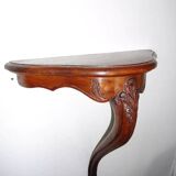 Small entrance console in solid oak.