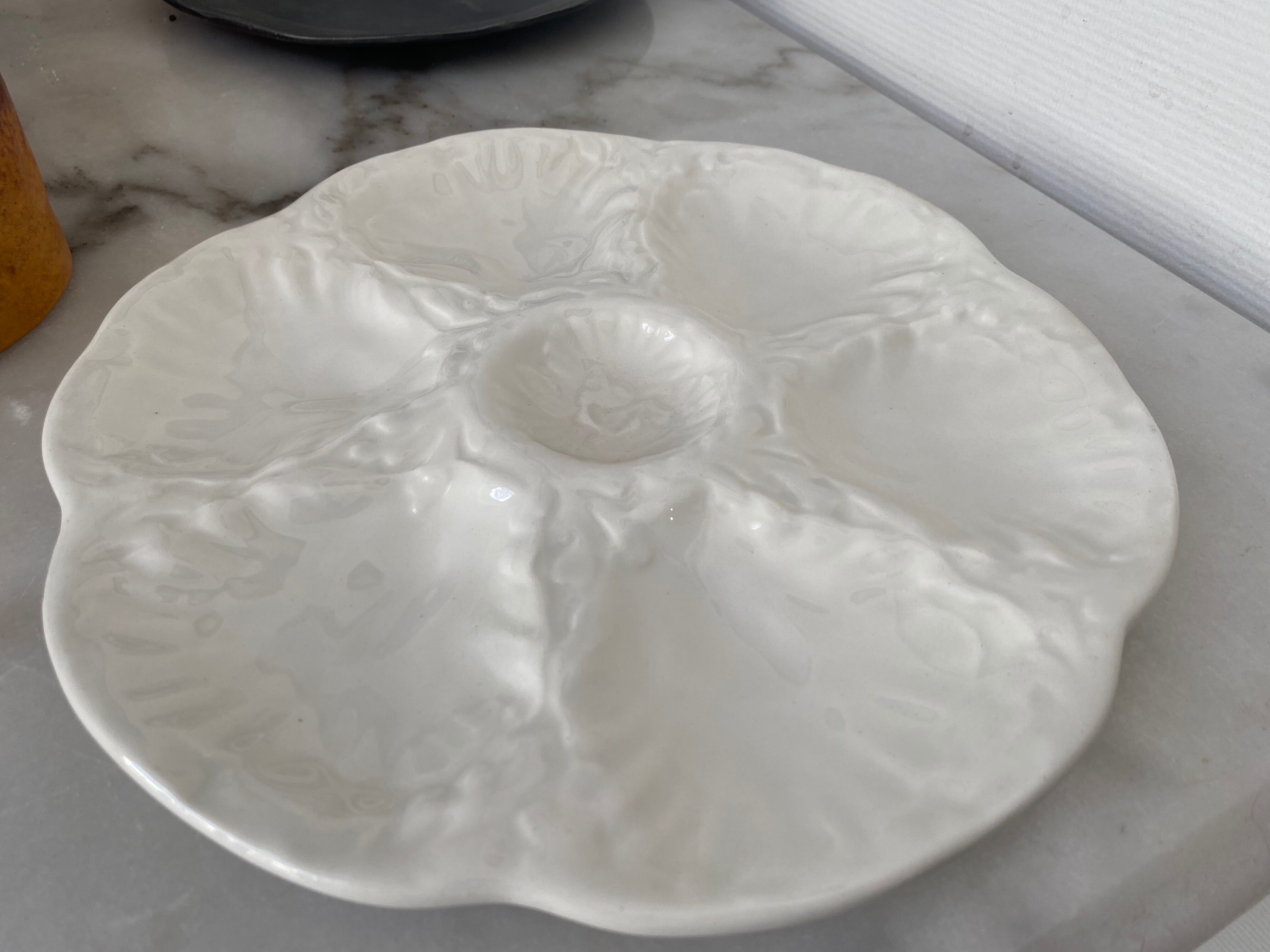 Old oyster plates from Gien