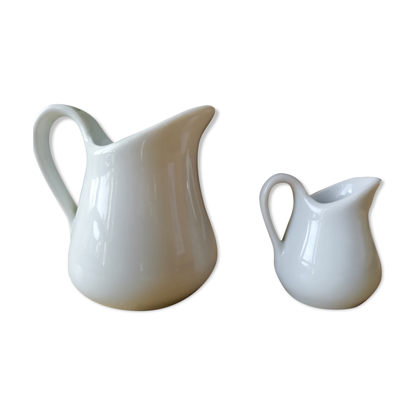 Lot of milk pots Pillivuyt