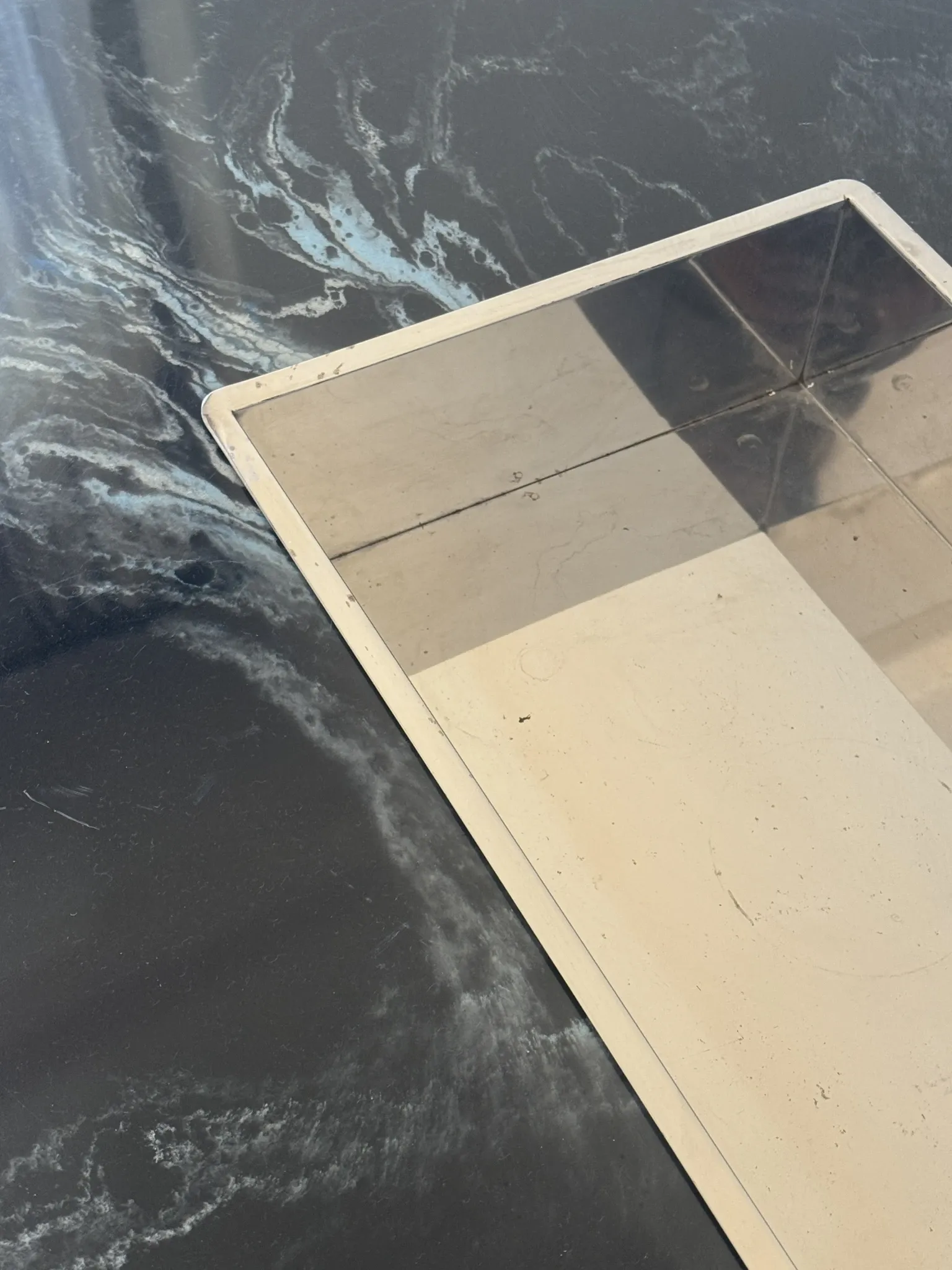 Black and blue marble coffee table with chrome base, designed by Willy Rizzo.