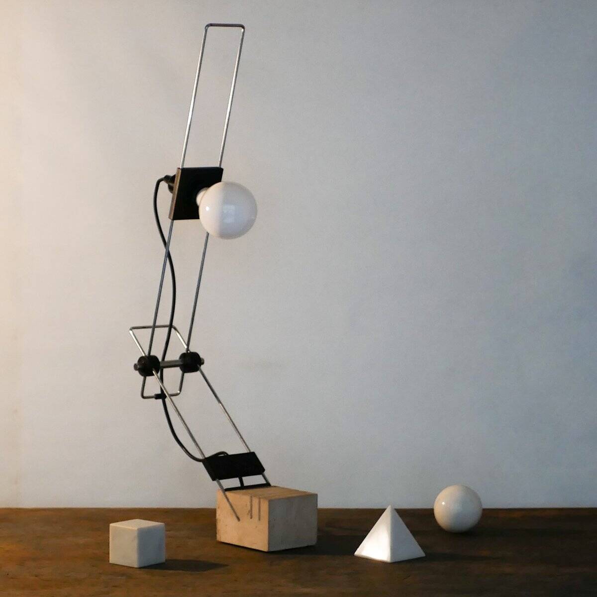 Lampe brutaliste en travertin, Italie, années 70