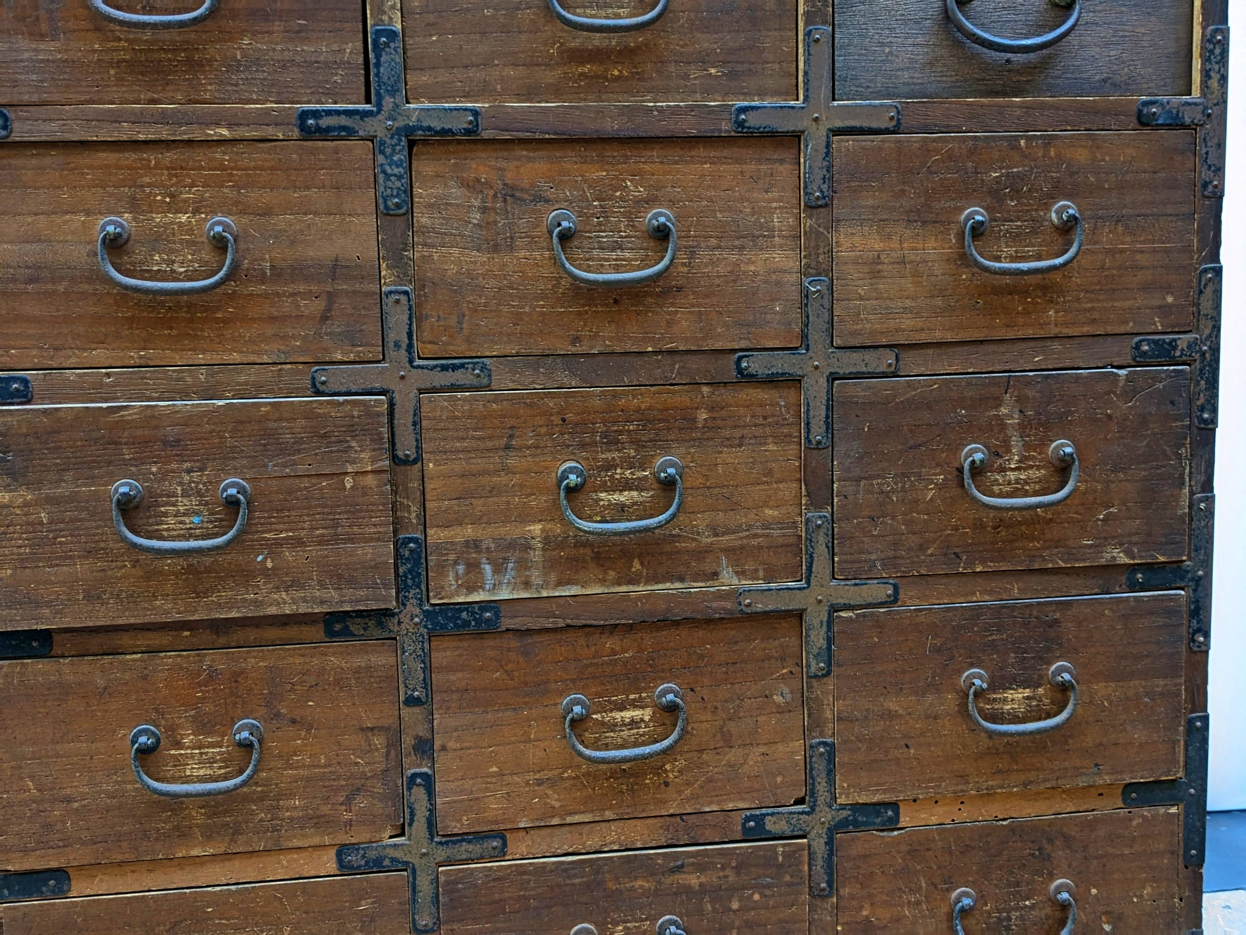 Professional furniture Japan 19th century