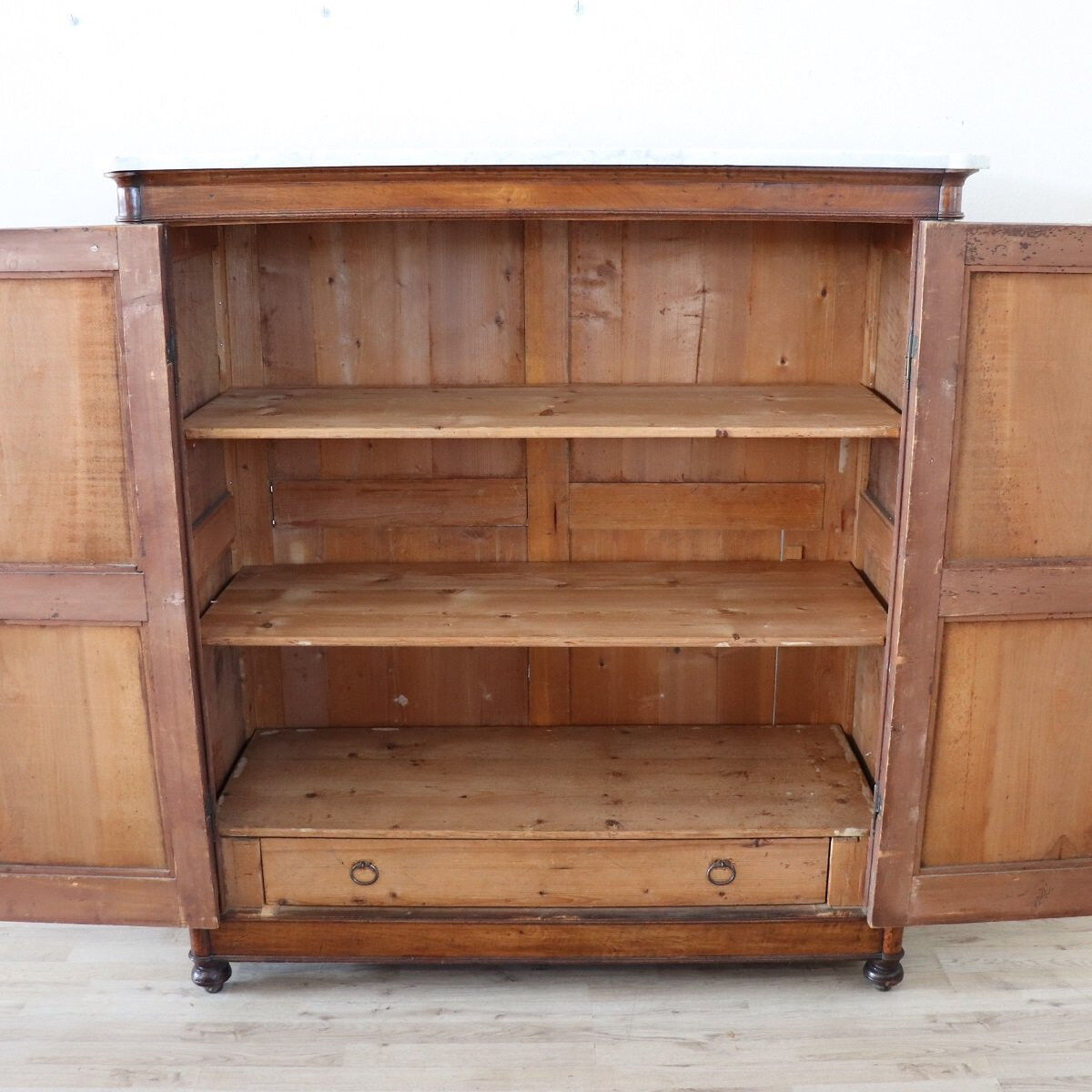 Rare Small Antique Wardrobe In Walnut And Marble Top, Italy 19th Century