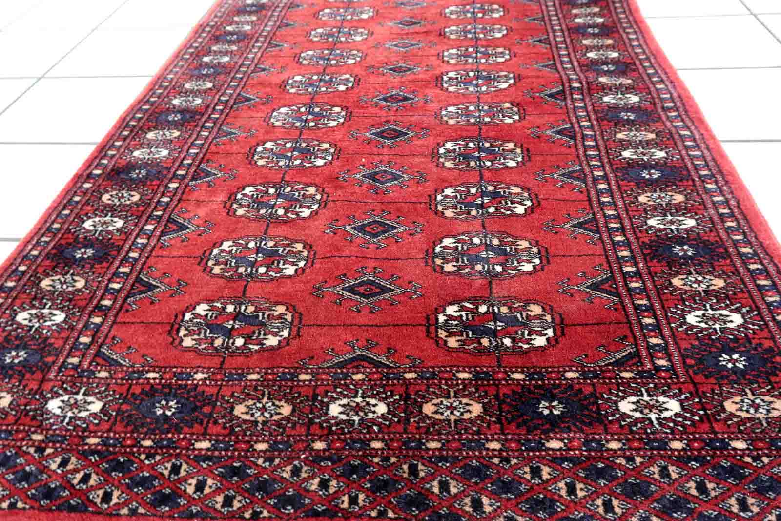 Handmade vintage rug Uzbek Bukhara 81cm x 119cm 1970s