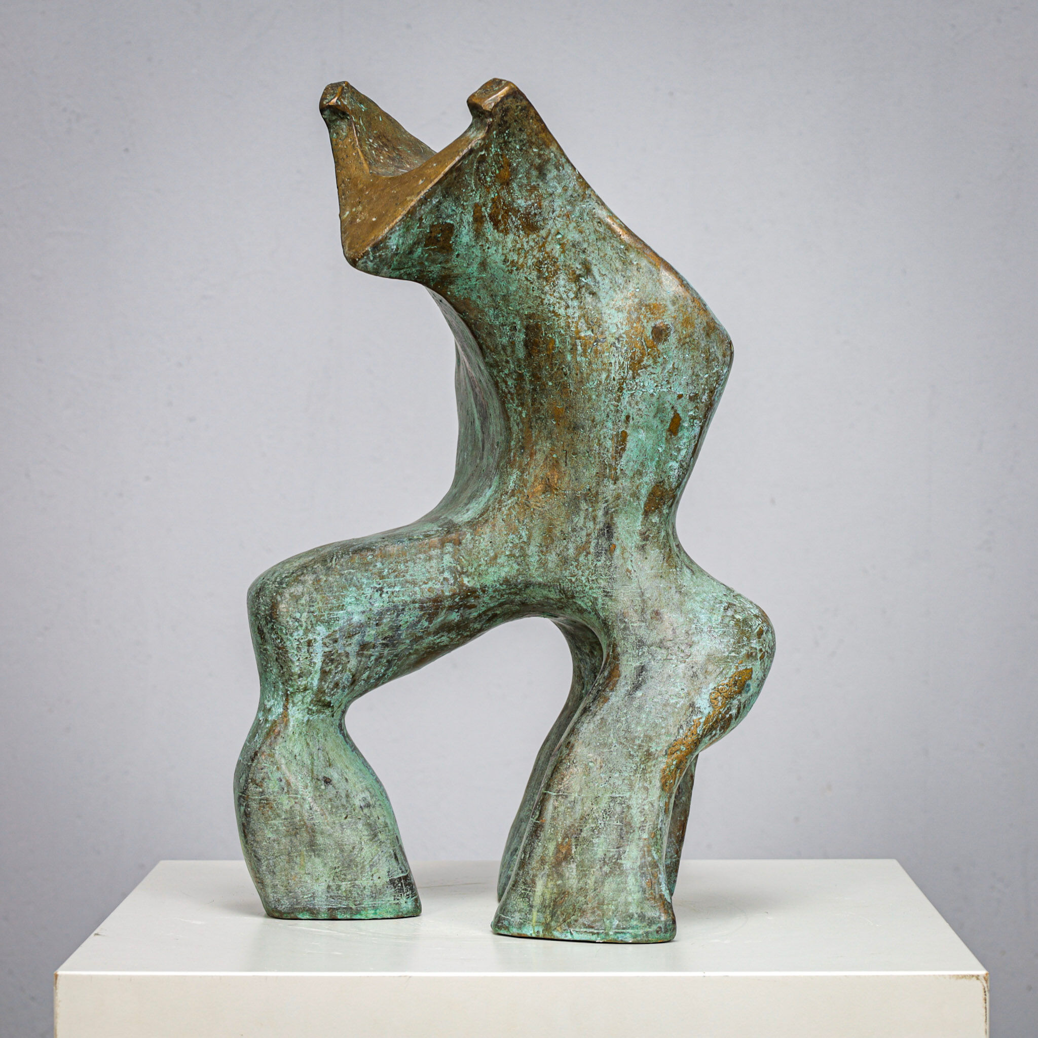 Patinated biomorphic bronze sculpture by Jacob Hordijk, 1990s
