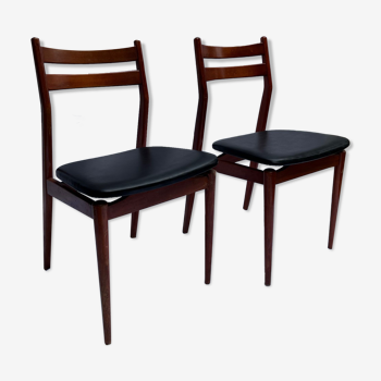 2 chaises scandinaves