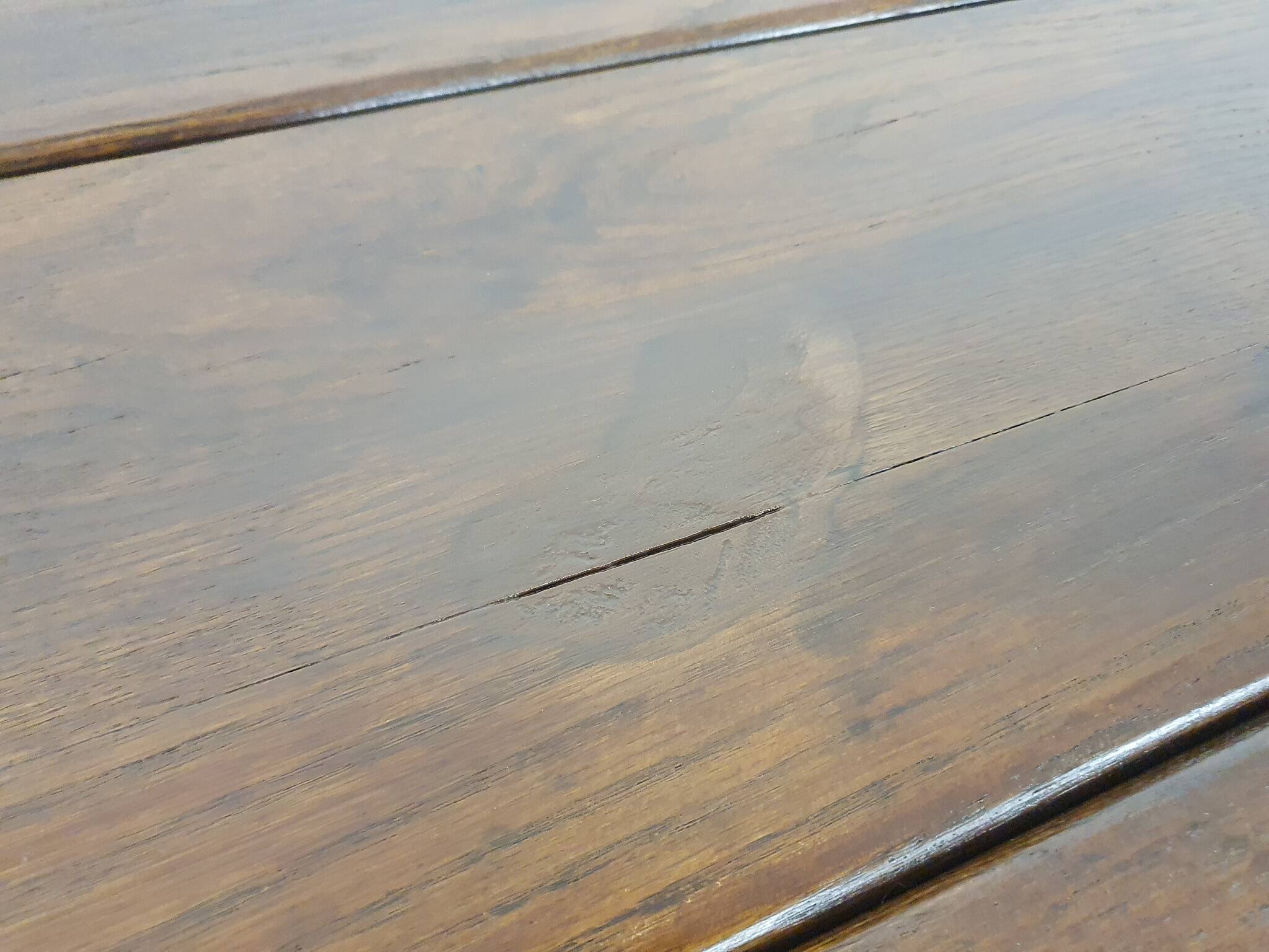 Table de salle à manger en chêne massif, Pays-Bas, années 1970