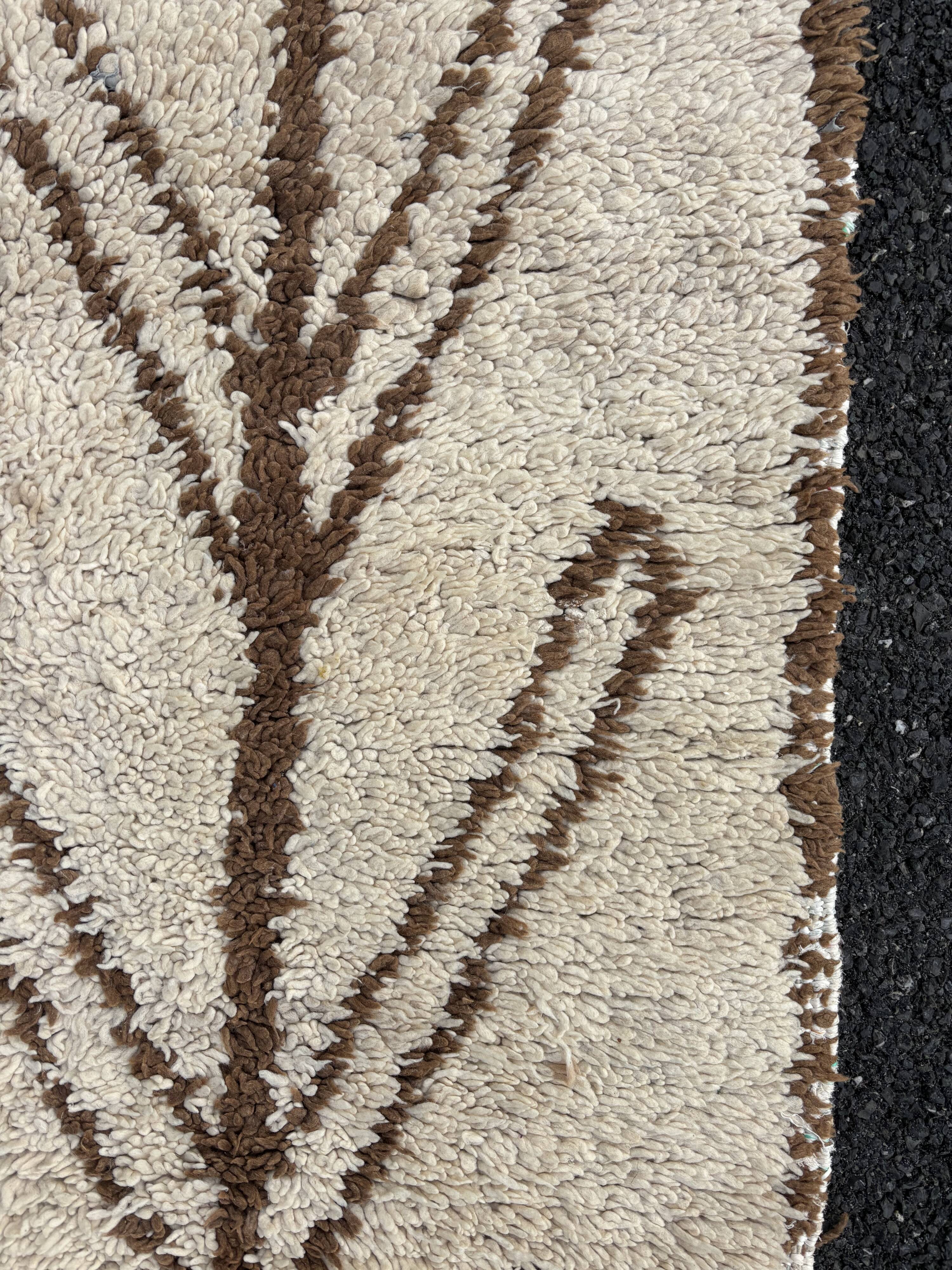 Tapis berbère beni ouarain vintage marocain