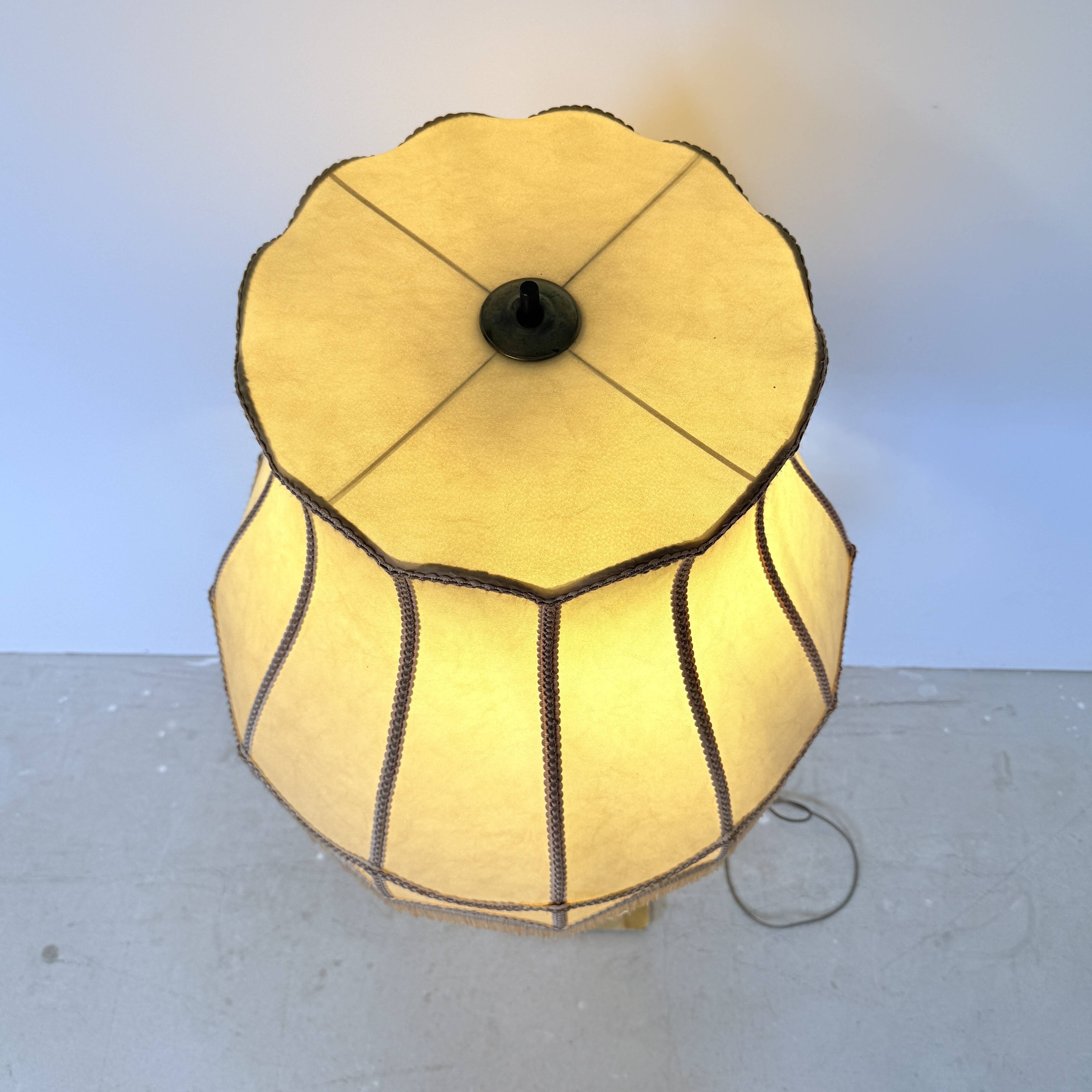Vintage floor lamp with brass frame and onyx base