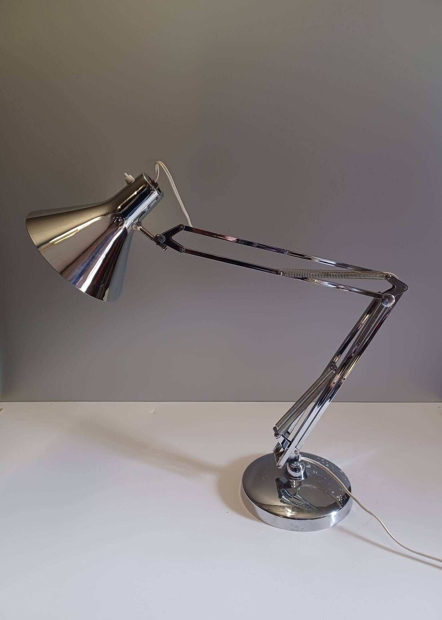 Luxo L4 Lamp - By Jacob Jacobsen Very beautiful Luxo model L4 lamp by Jac