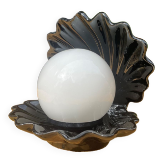Vintage shell lamp