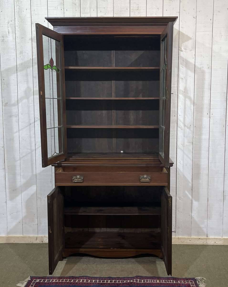 Early 20th century English two-section mahogany bookcase