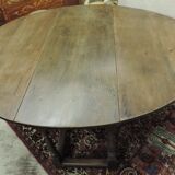 Great England XVIII century oak Gateleg table