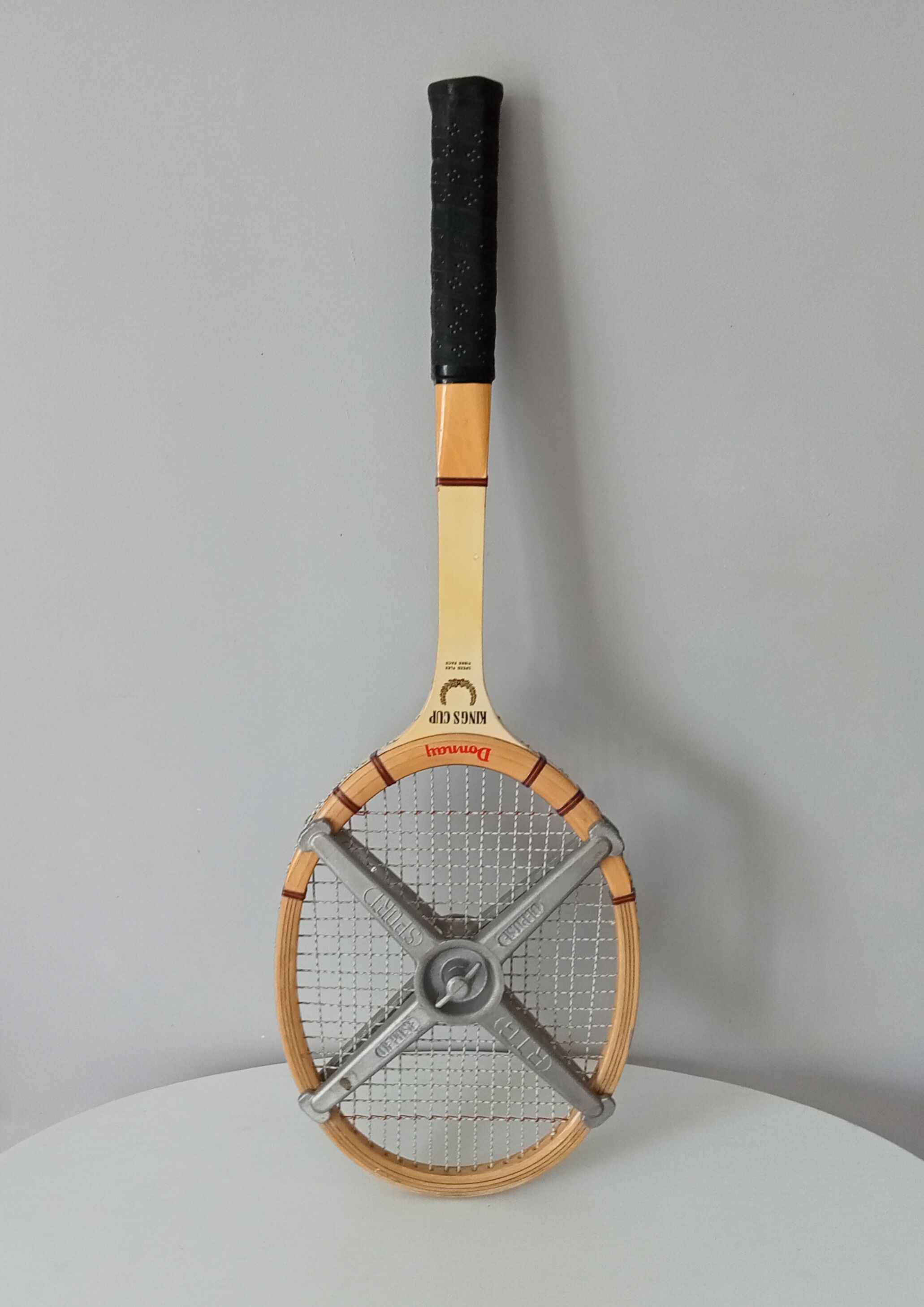 Vintage Donnay King's shot 70s racket