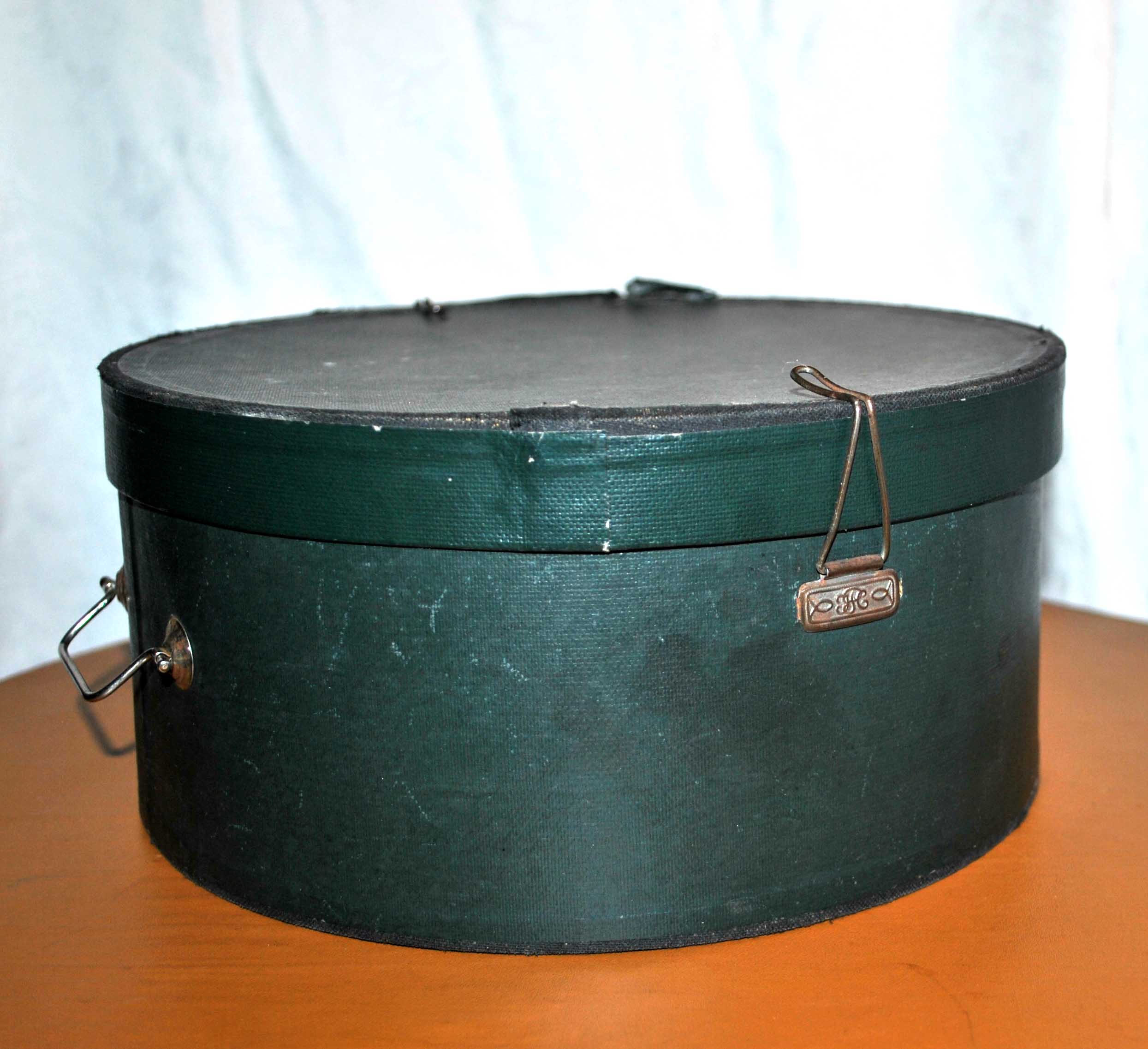 samsonite hat box