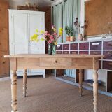 Farmhouse table turned legs