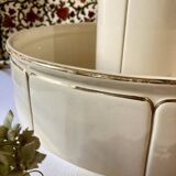 Washbasin and toilet jug in Sarreguemines earthenware.