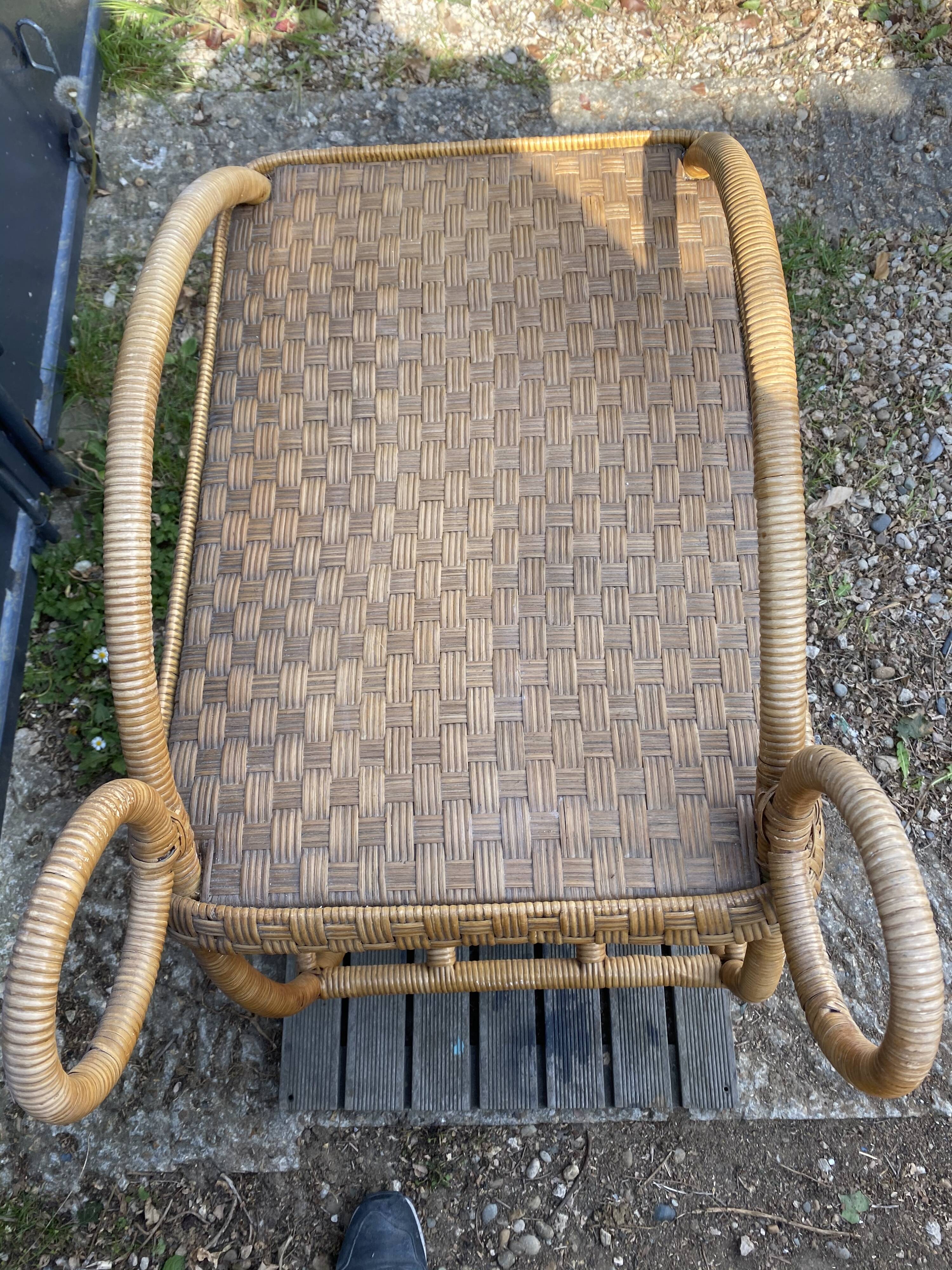1960 Wicker Rolling Bar