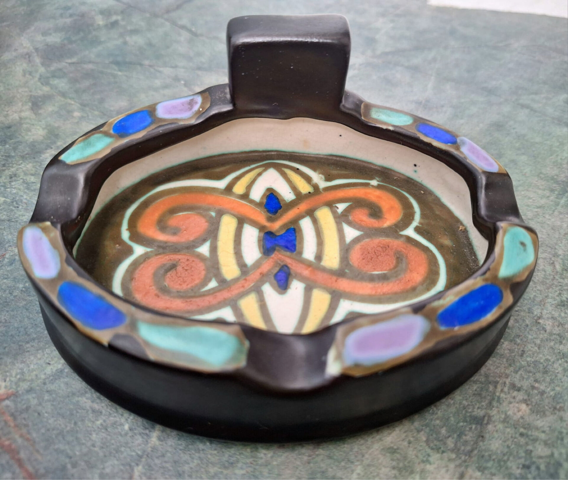 The Montoise Ceramics set of 5 art deco ceramic pieces.